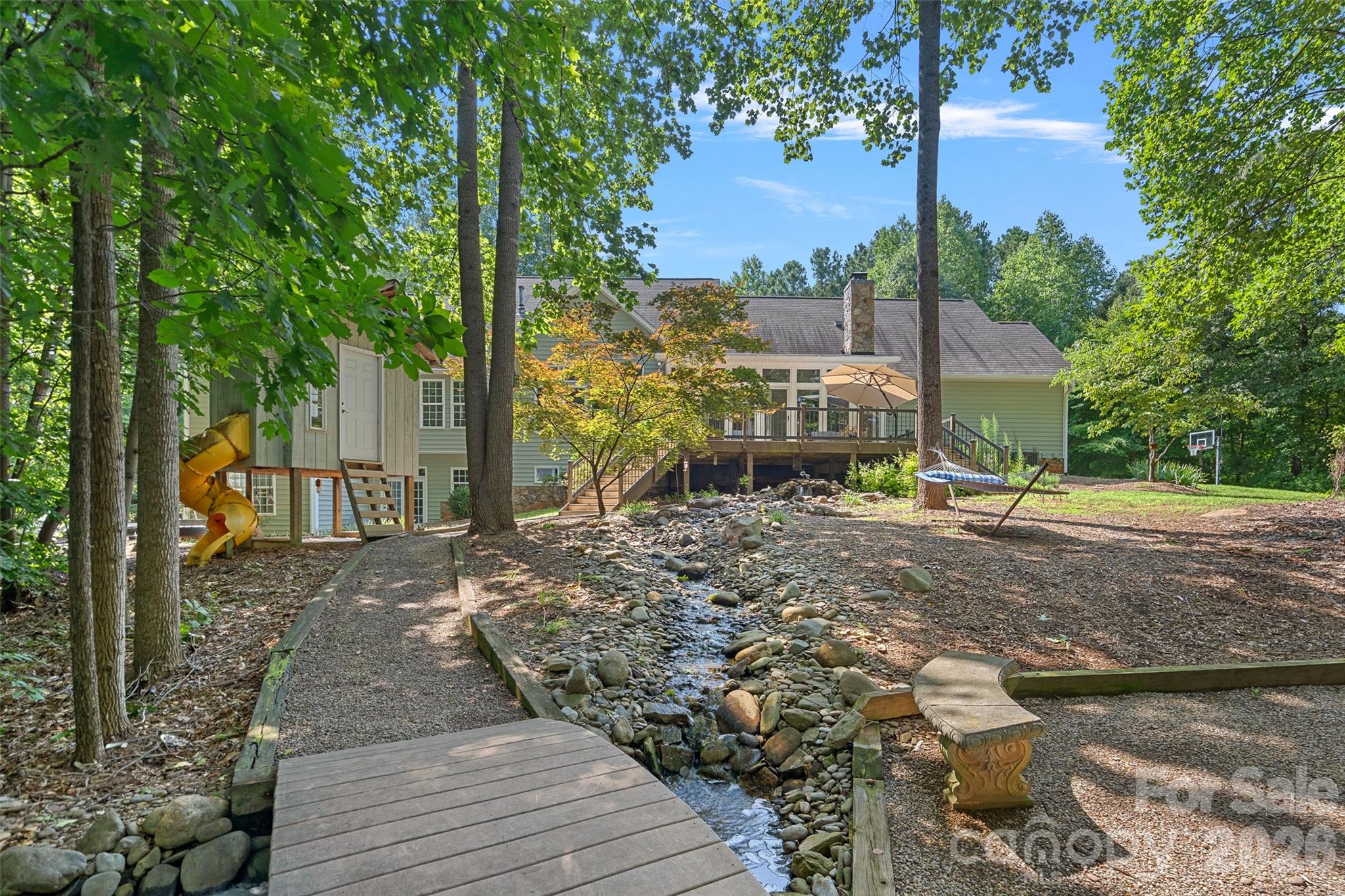 199 Robinson Road