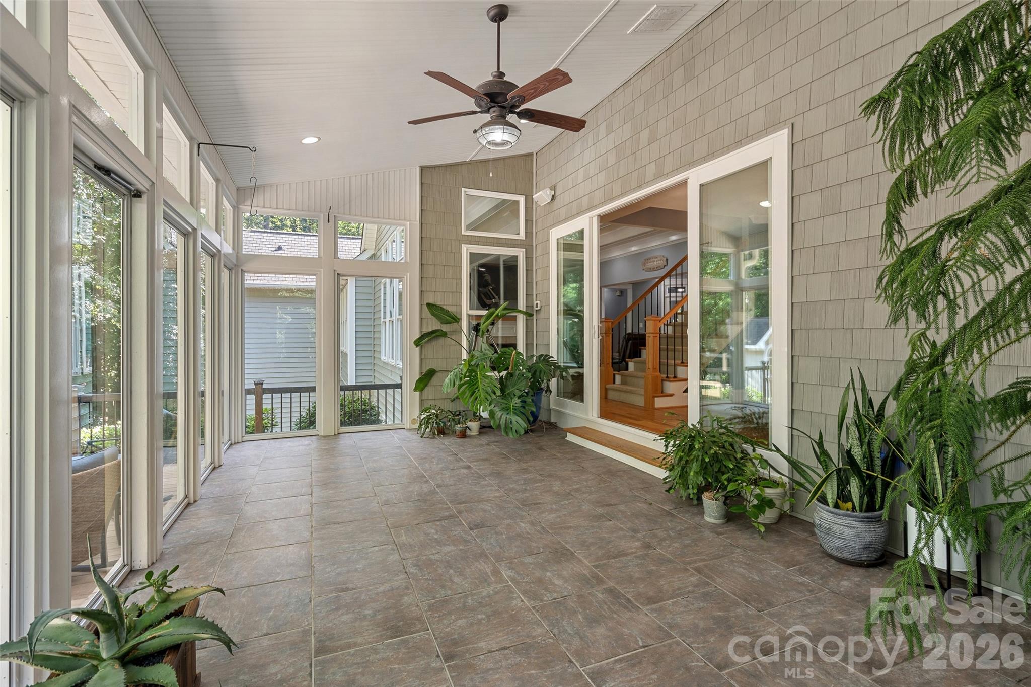 199 Robinson Road