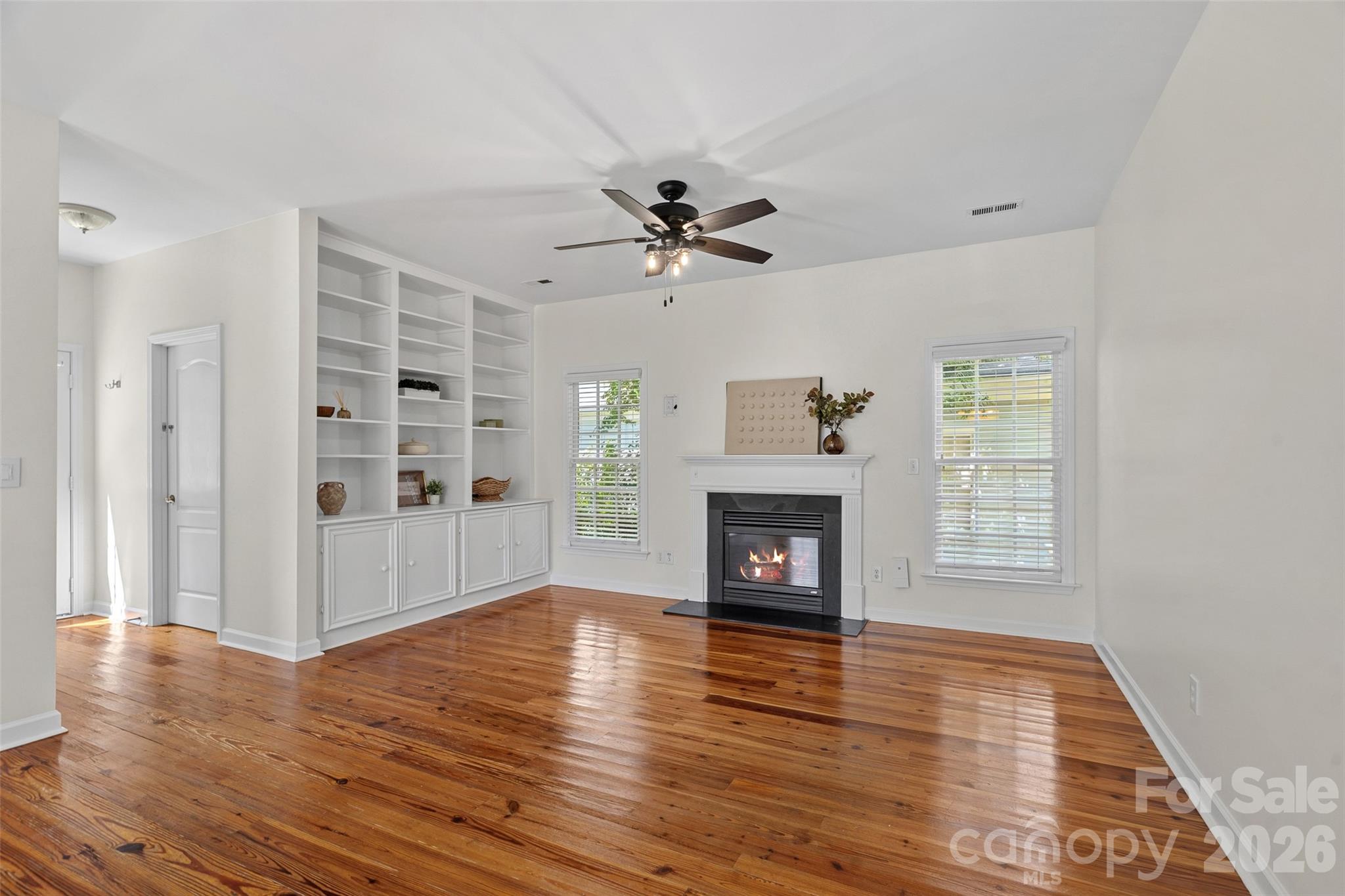 14015 Garden District Row