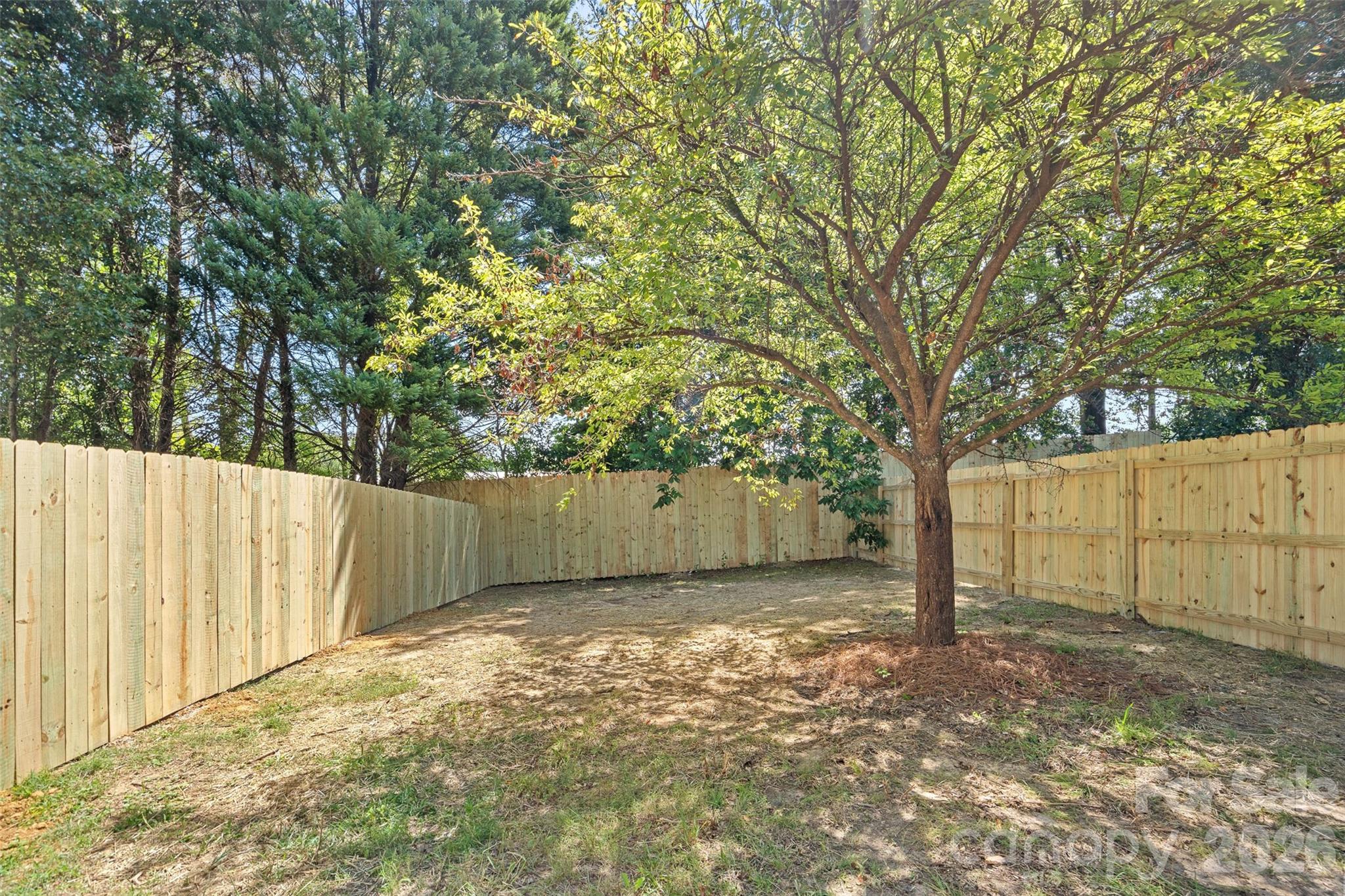 2902 Dogwood Avenue