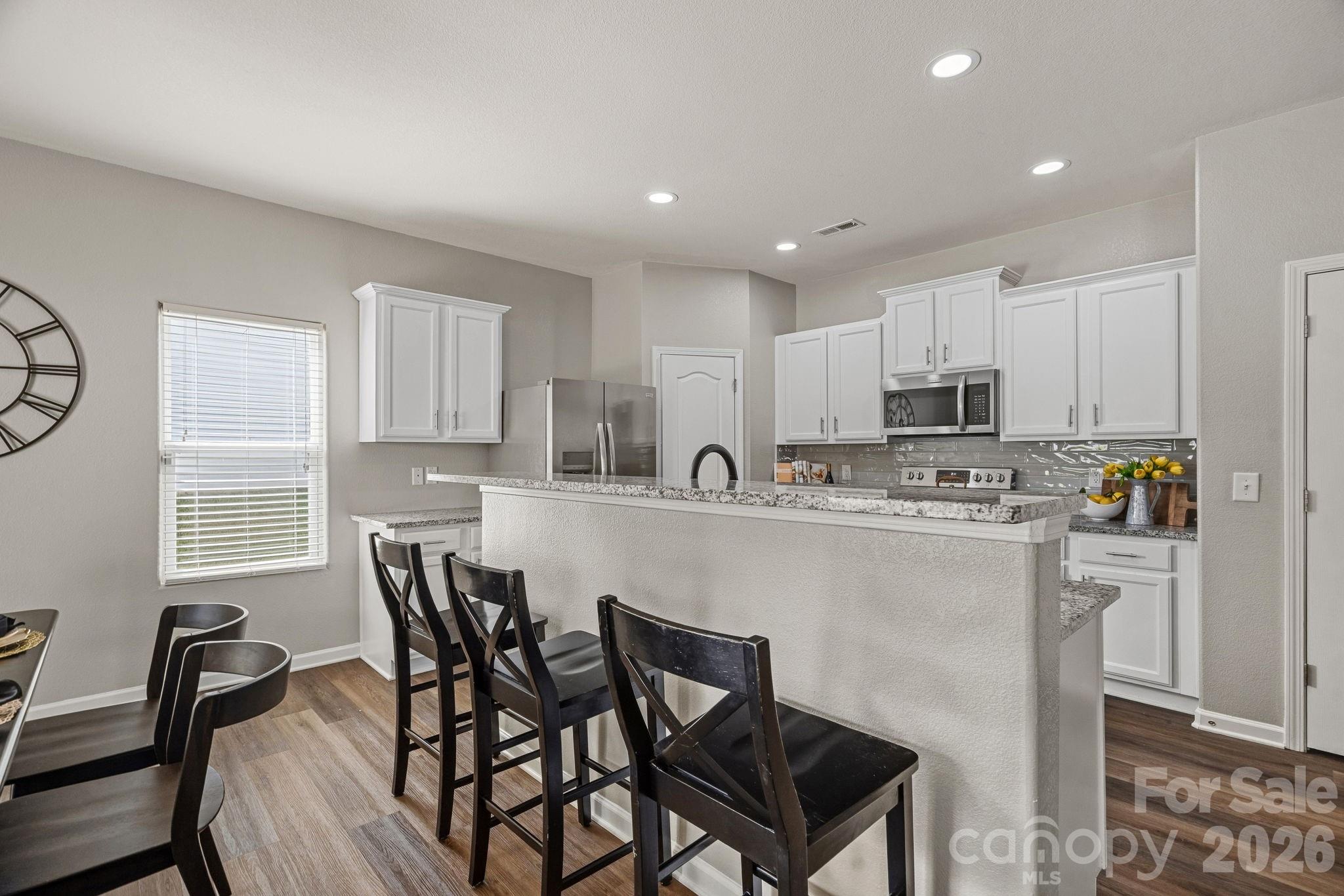 8226 Paw Valley Lane