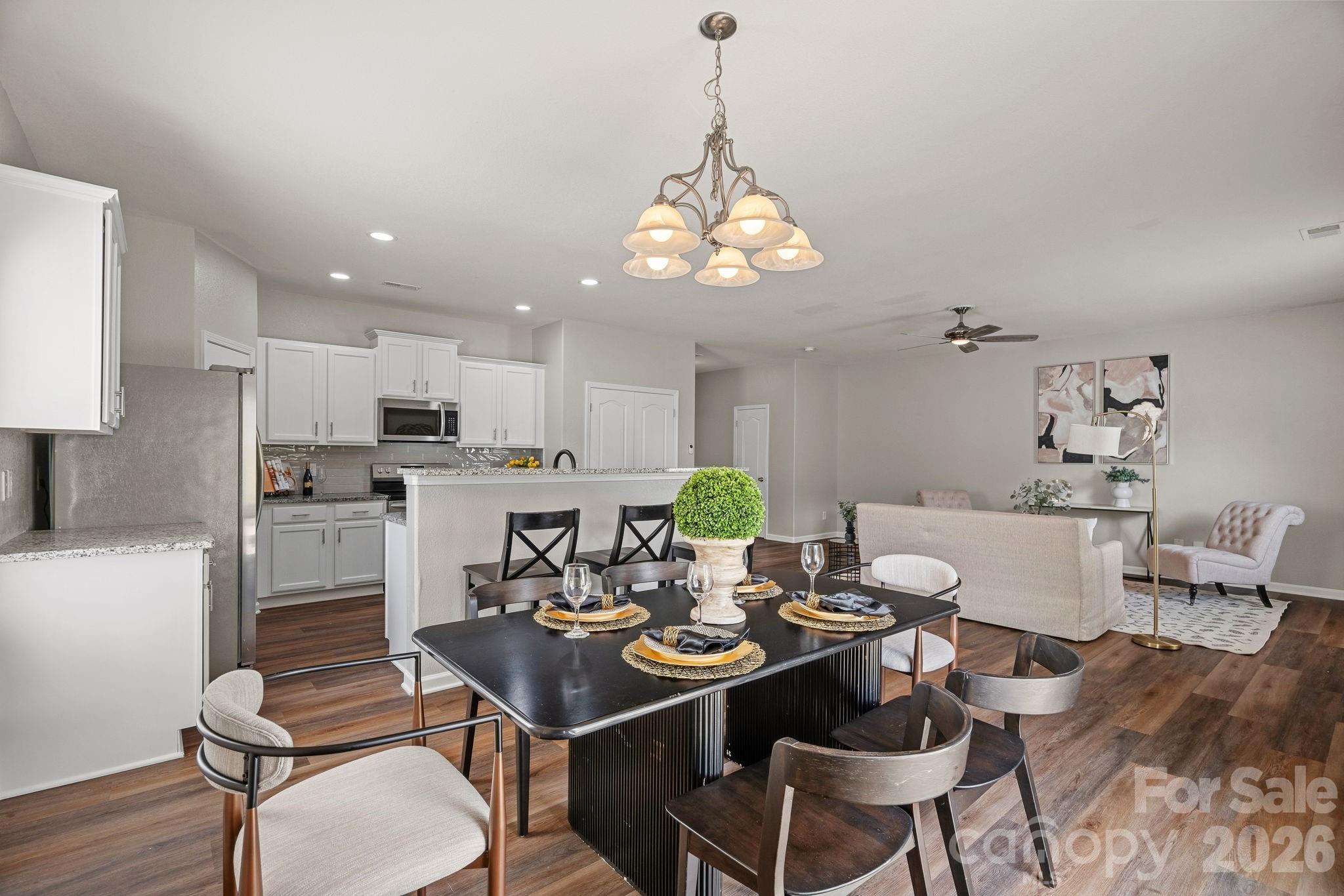 8226 Paw Valley Lane