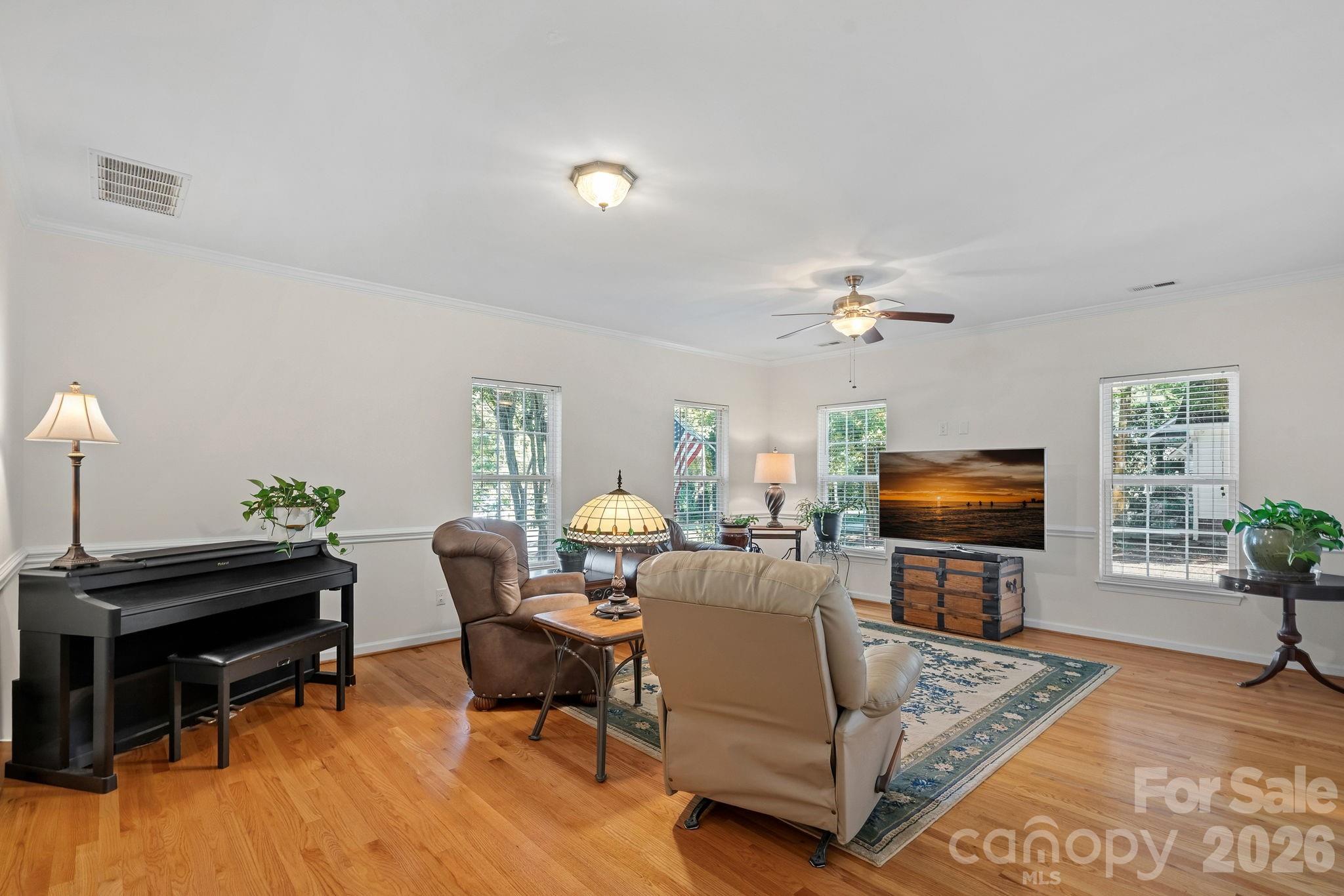 390 Robinson Road