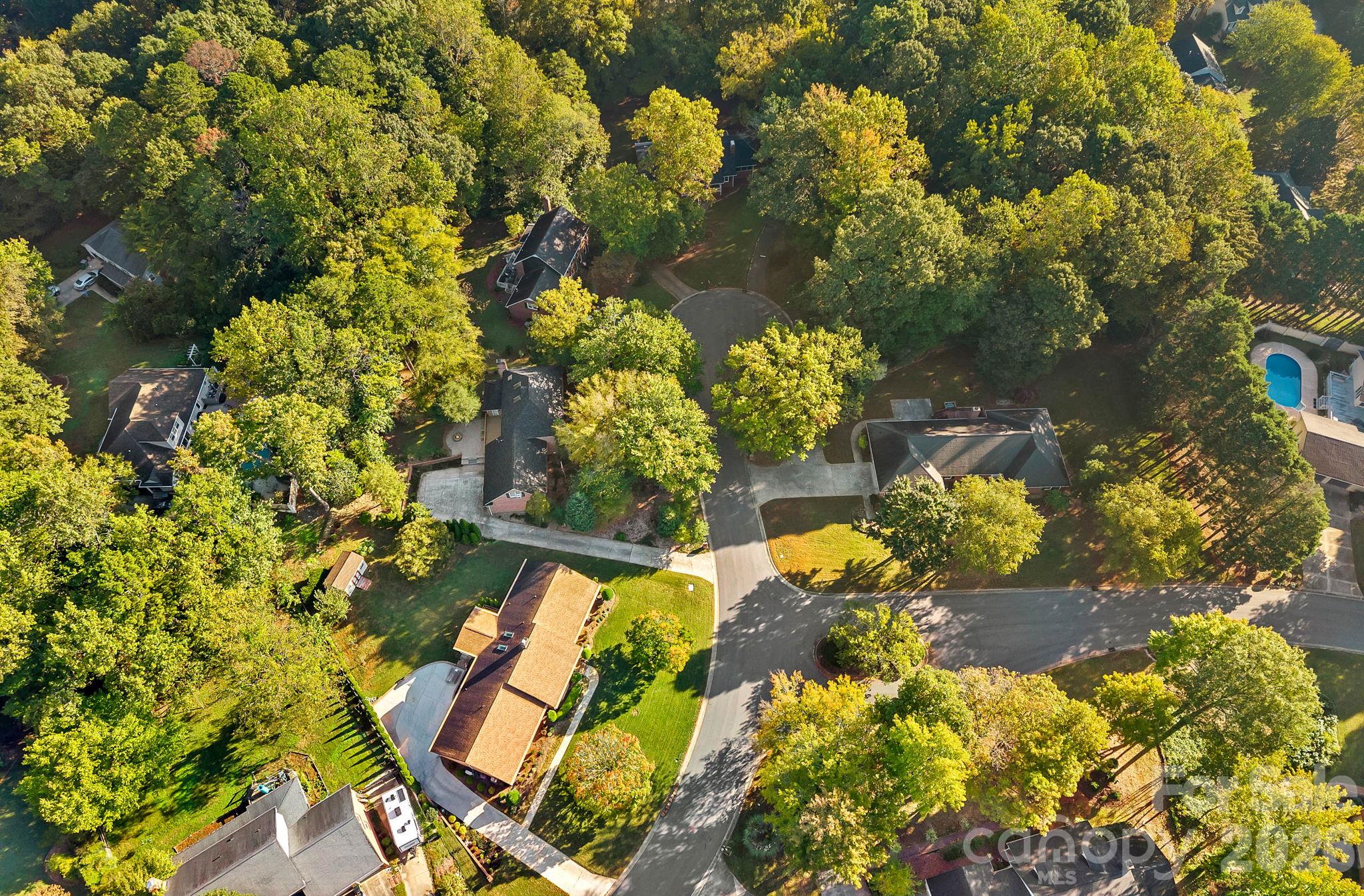 2716 Oldenway Drive