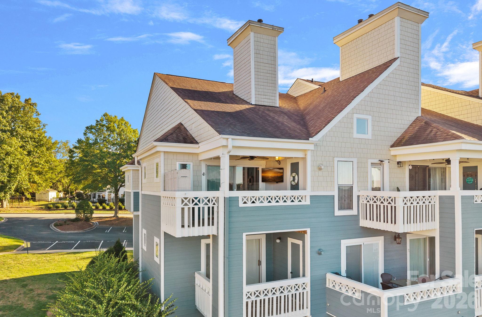18797 Vineyard Point Lane