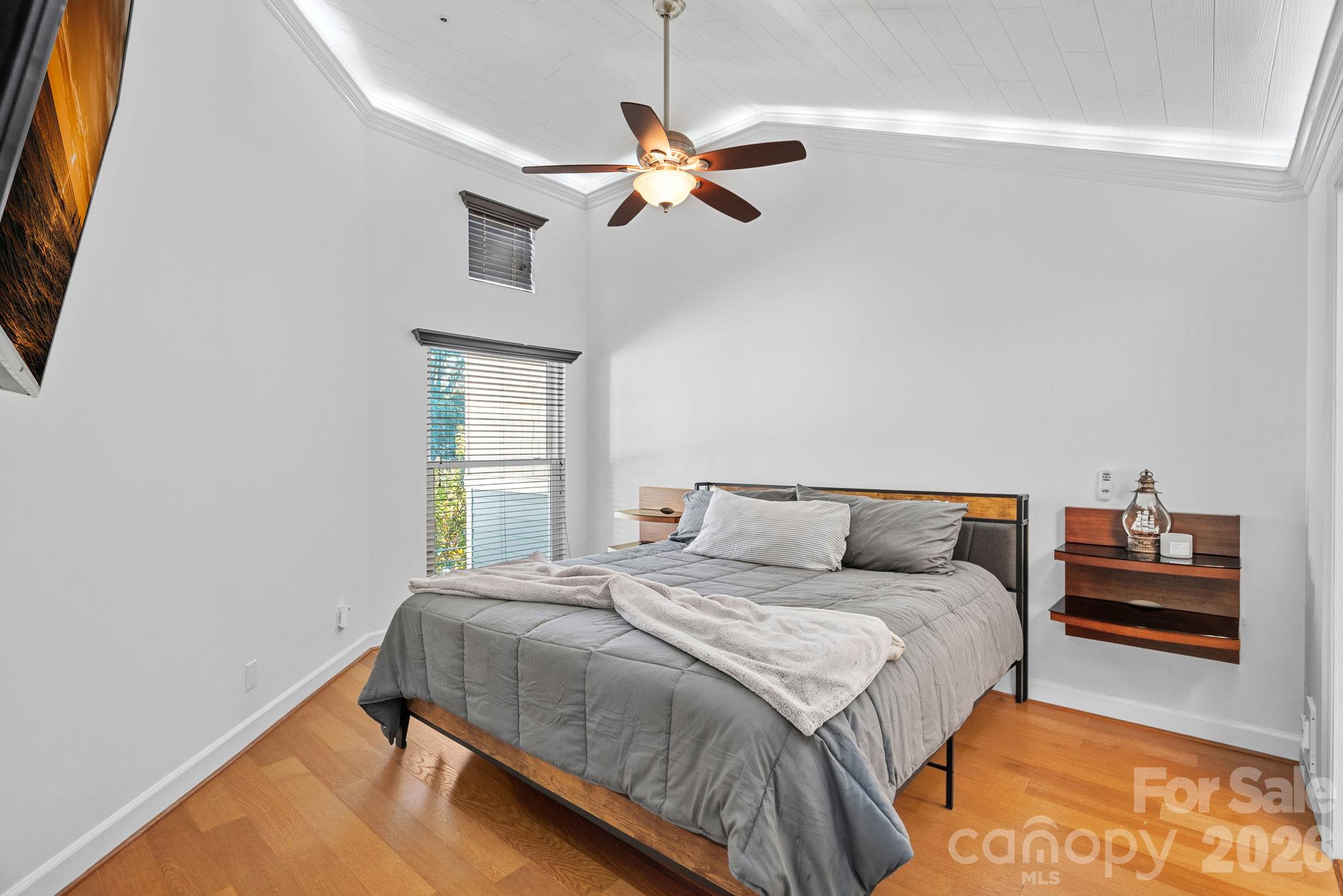 18797 Vineyard Point Lane