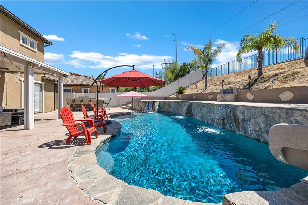 353 Caldera