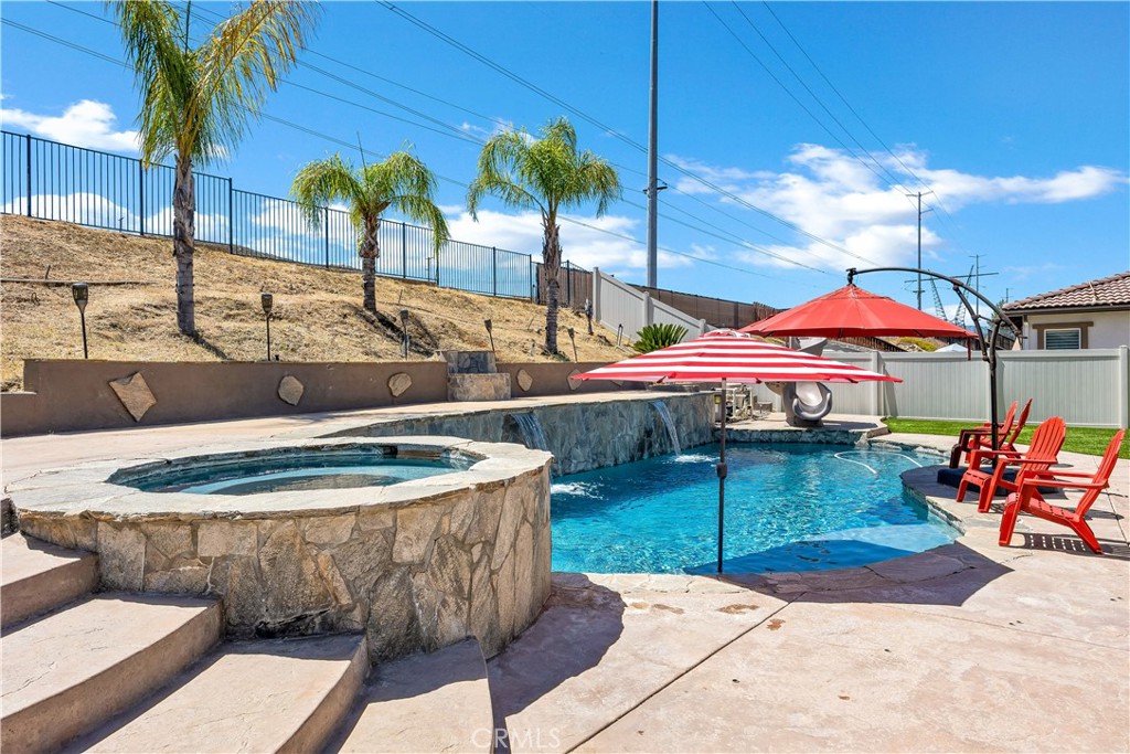 353 Caldera