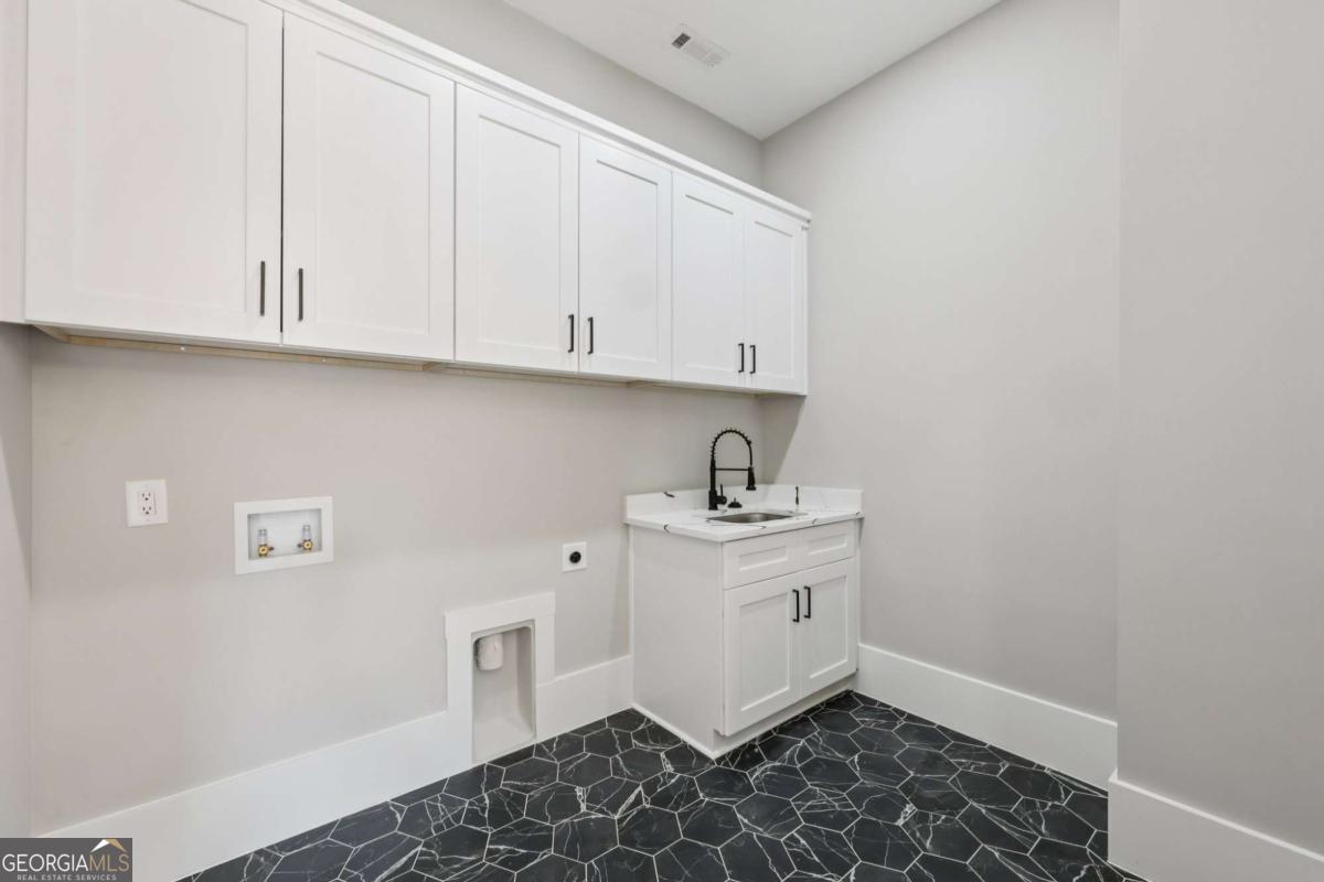 1556 Ewing Chapel Road
