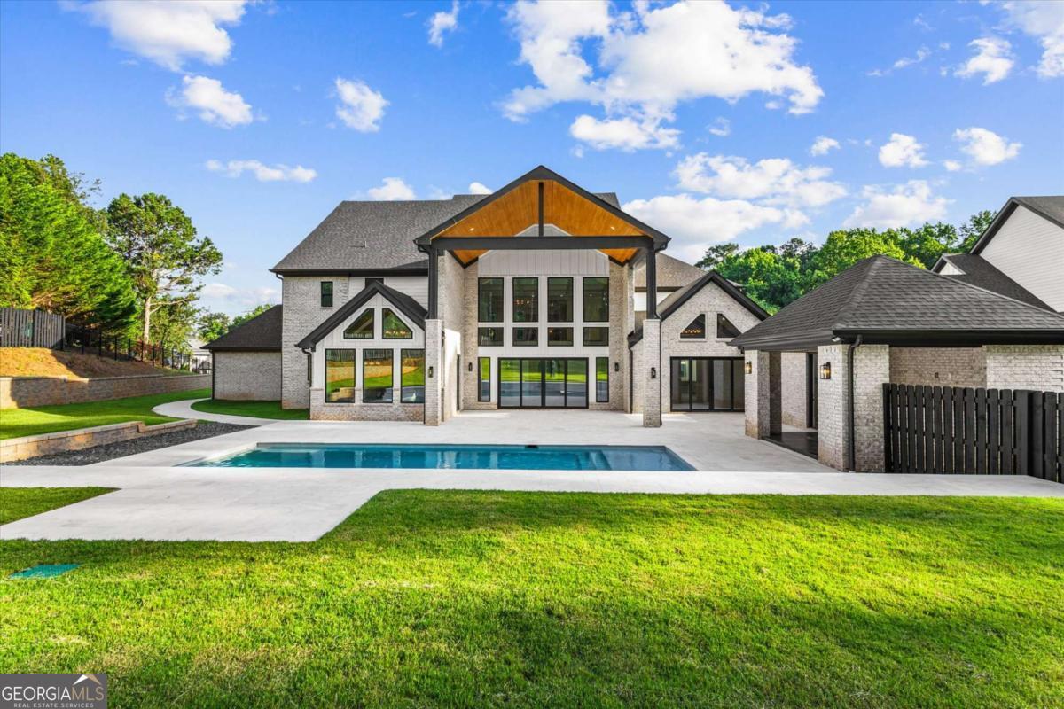 681 Old Peachtree Road