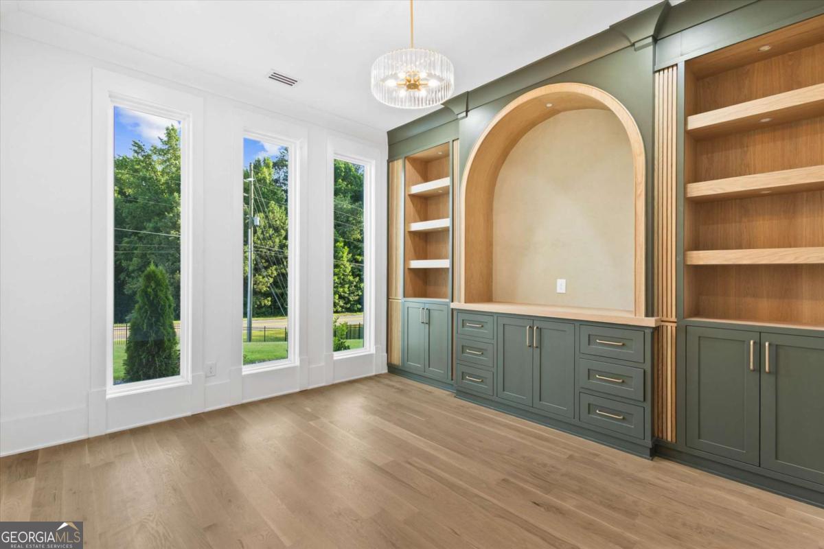 681 Old Peachtree Road
