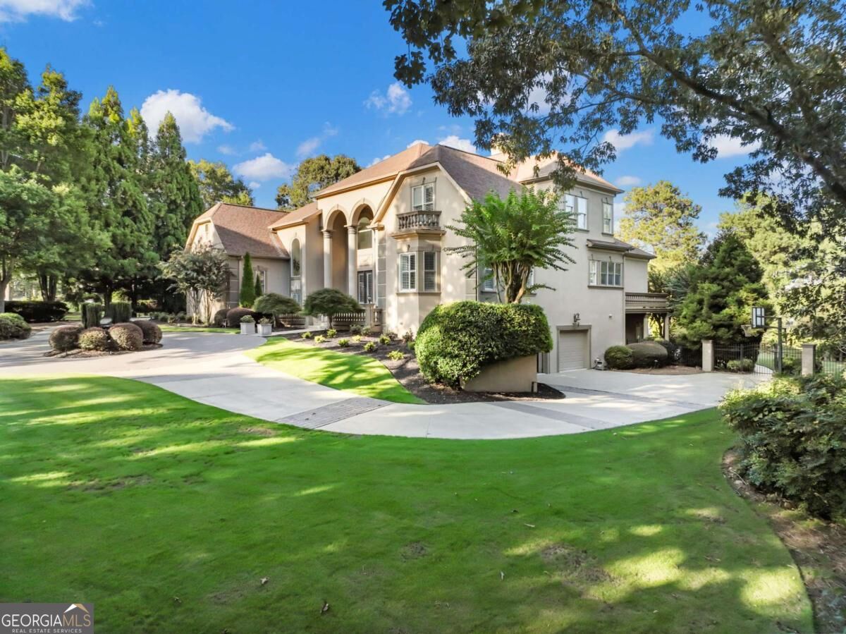 1905 Kathy Whitworth Drive