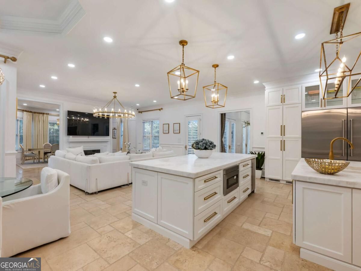 1905 Kathy Whitworth Drive