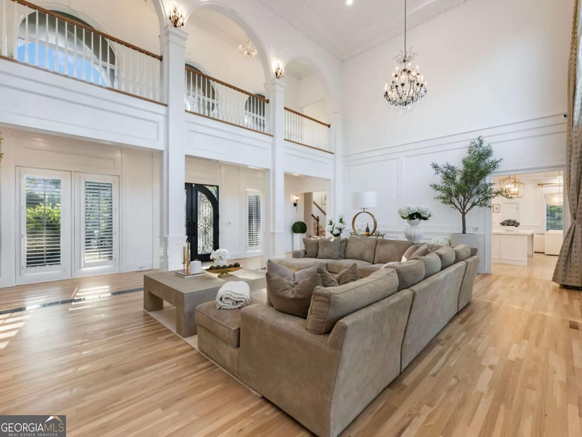1905 Kathy Whitworth Drive