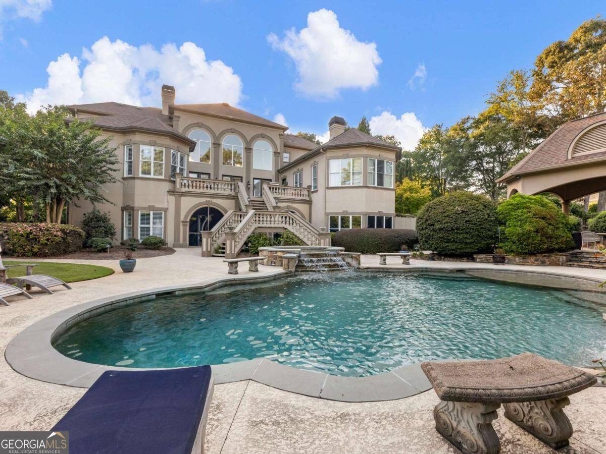 1905 Kathy Whitworth Drive