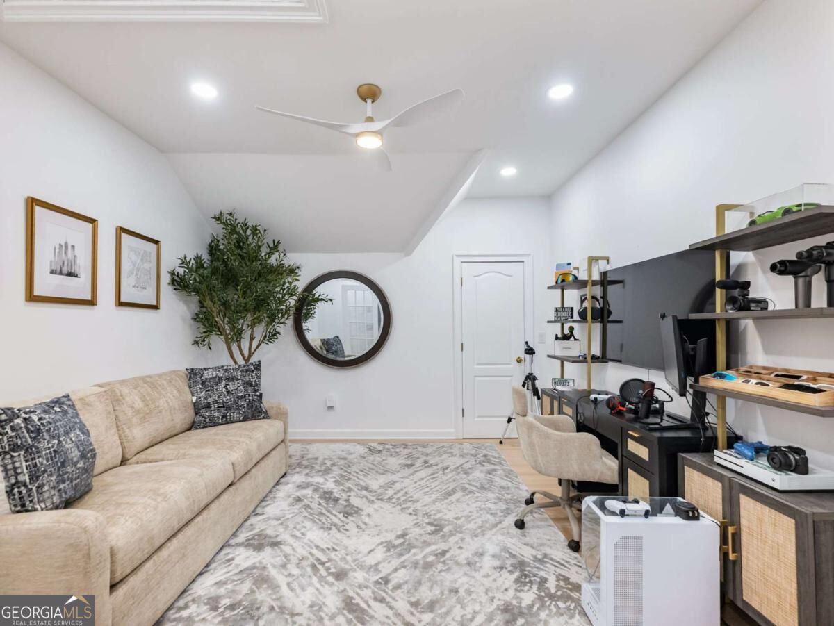 1905 Kathy Whitworth Drive