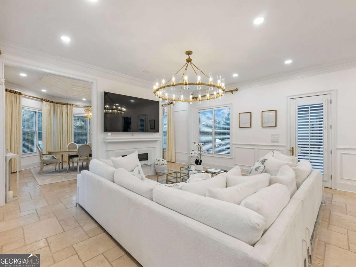 1905 Kathy Whitworth Drive