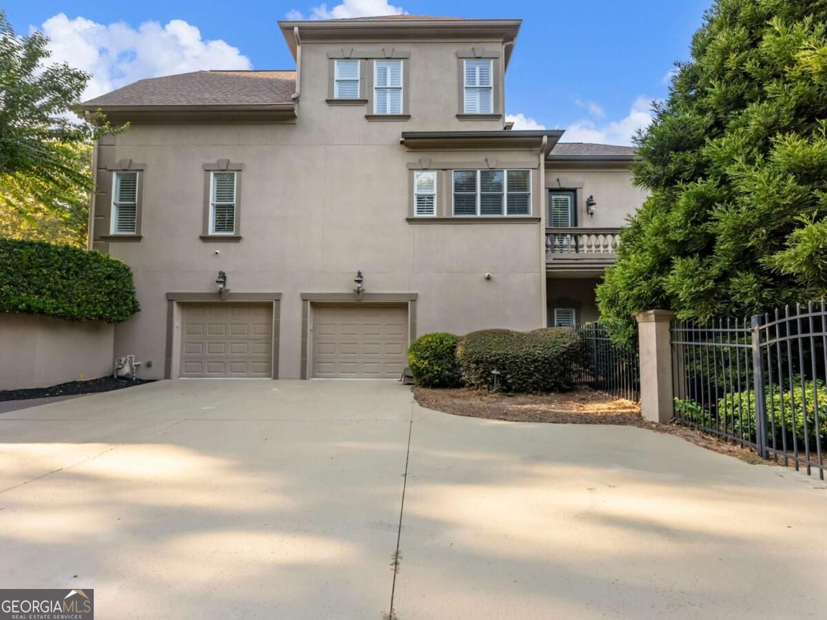 1905 Kathy Whitworth Drive