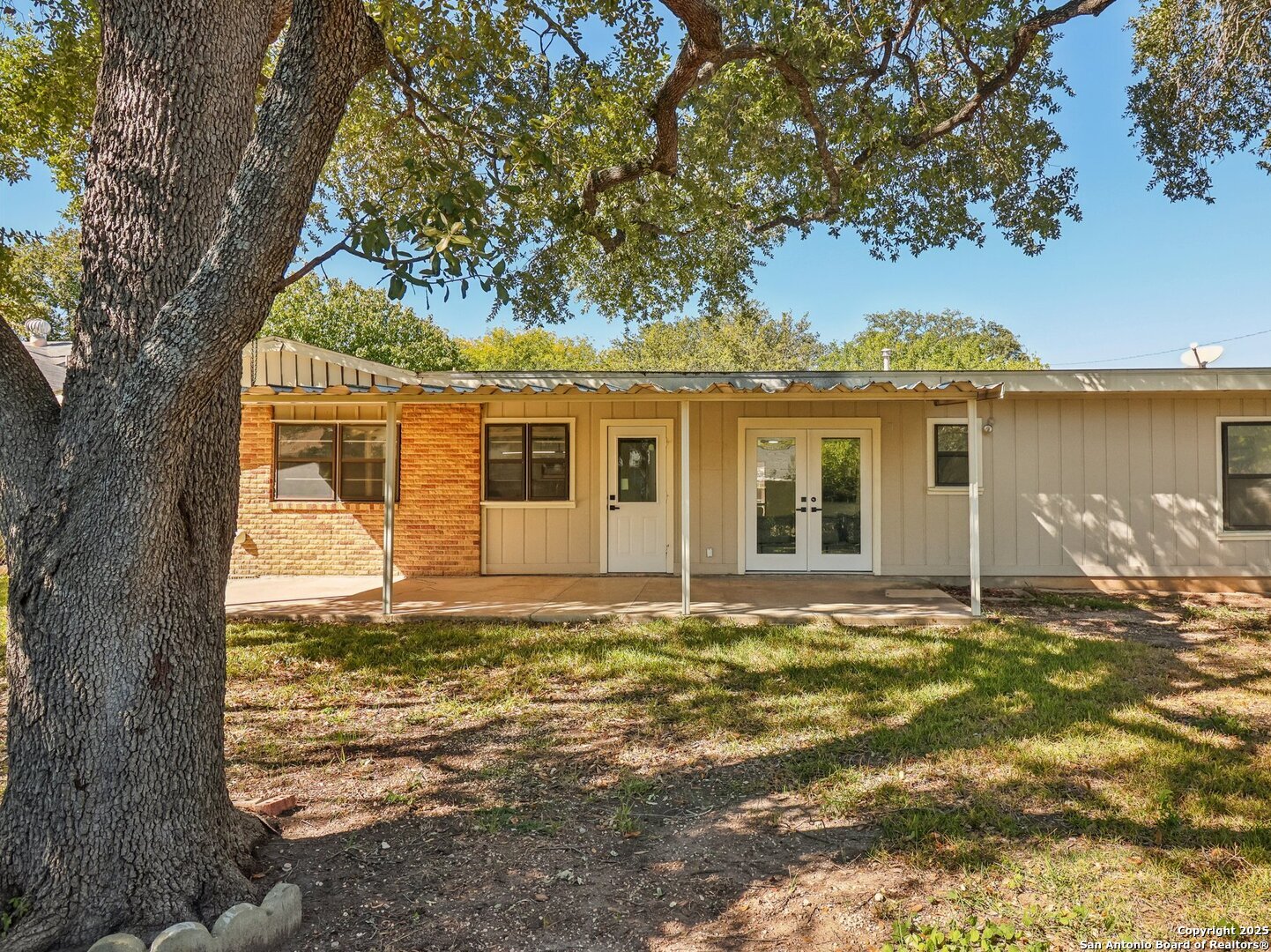 3226 Colony