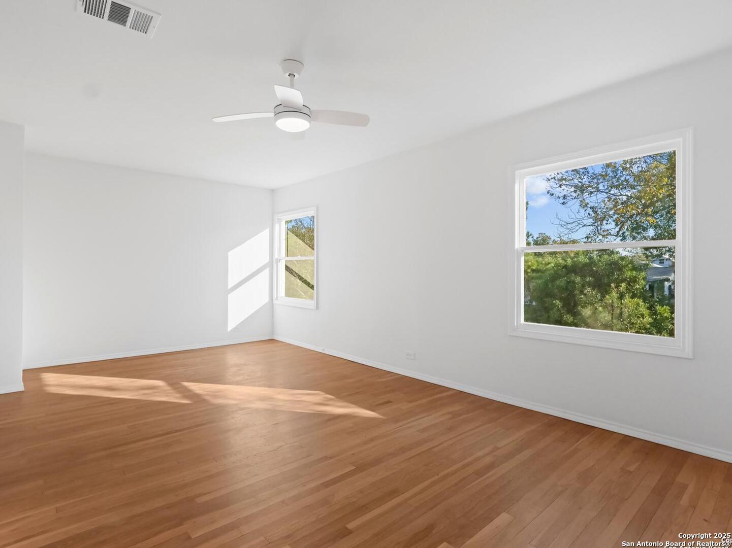 123 W. Mandalay