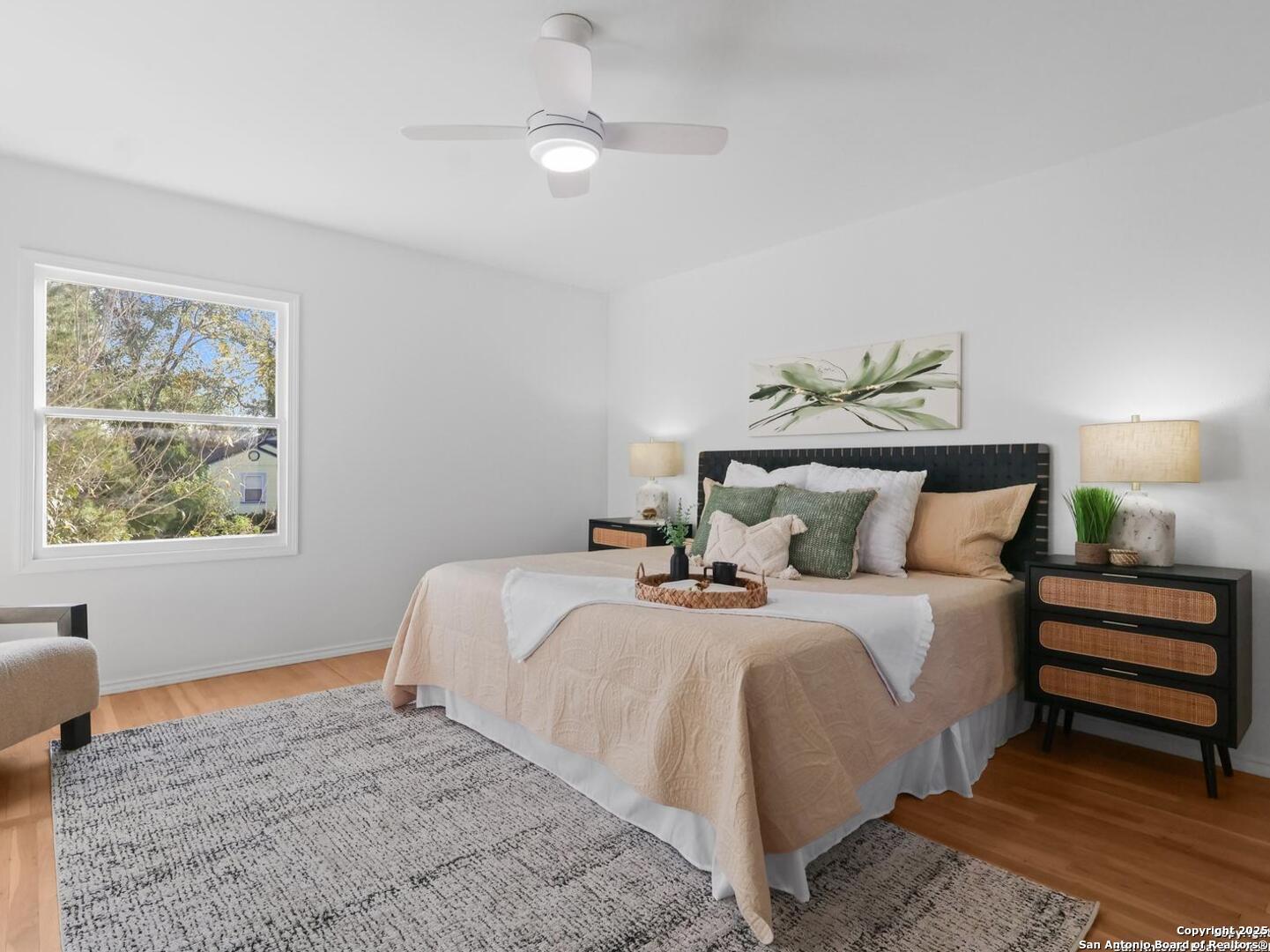123 W. Mandalay
