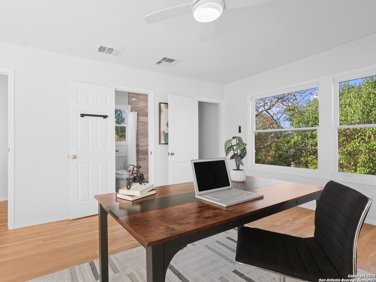 123 W. Mandalay
