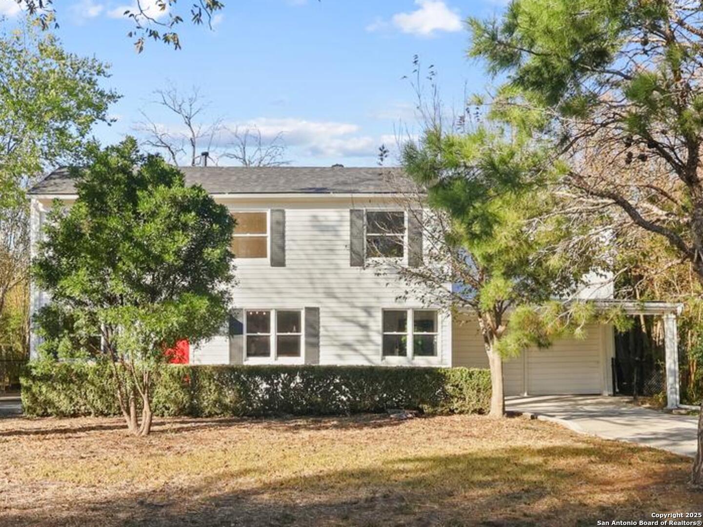 123 W. Mandalay
