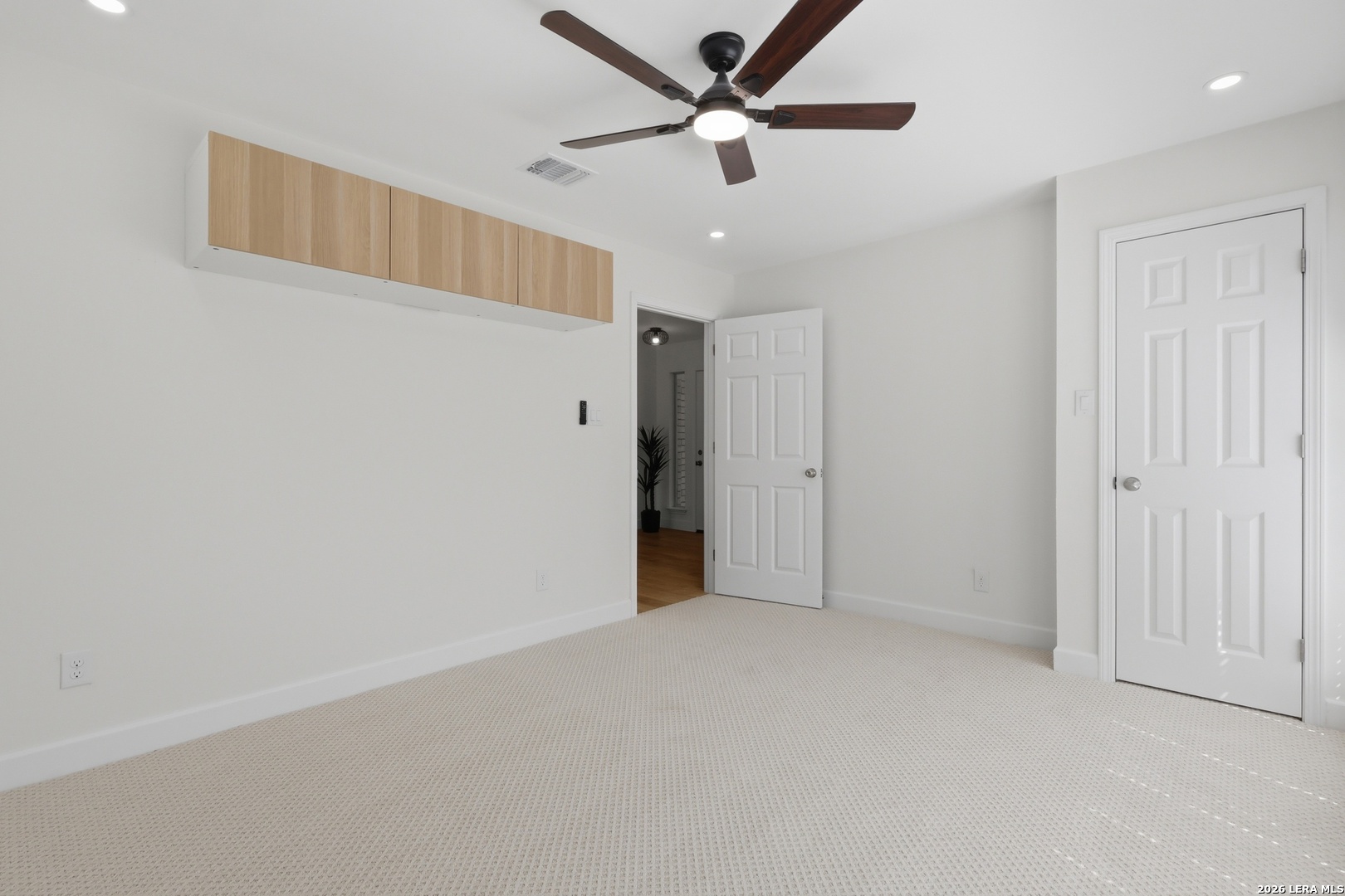 2418 Garden Meadow