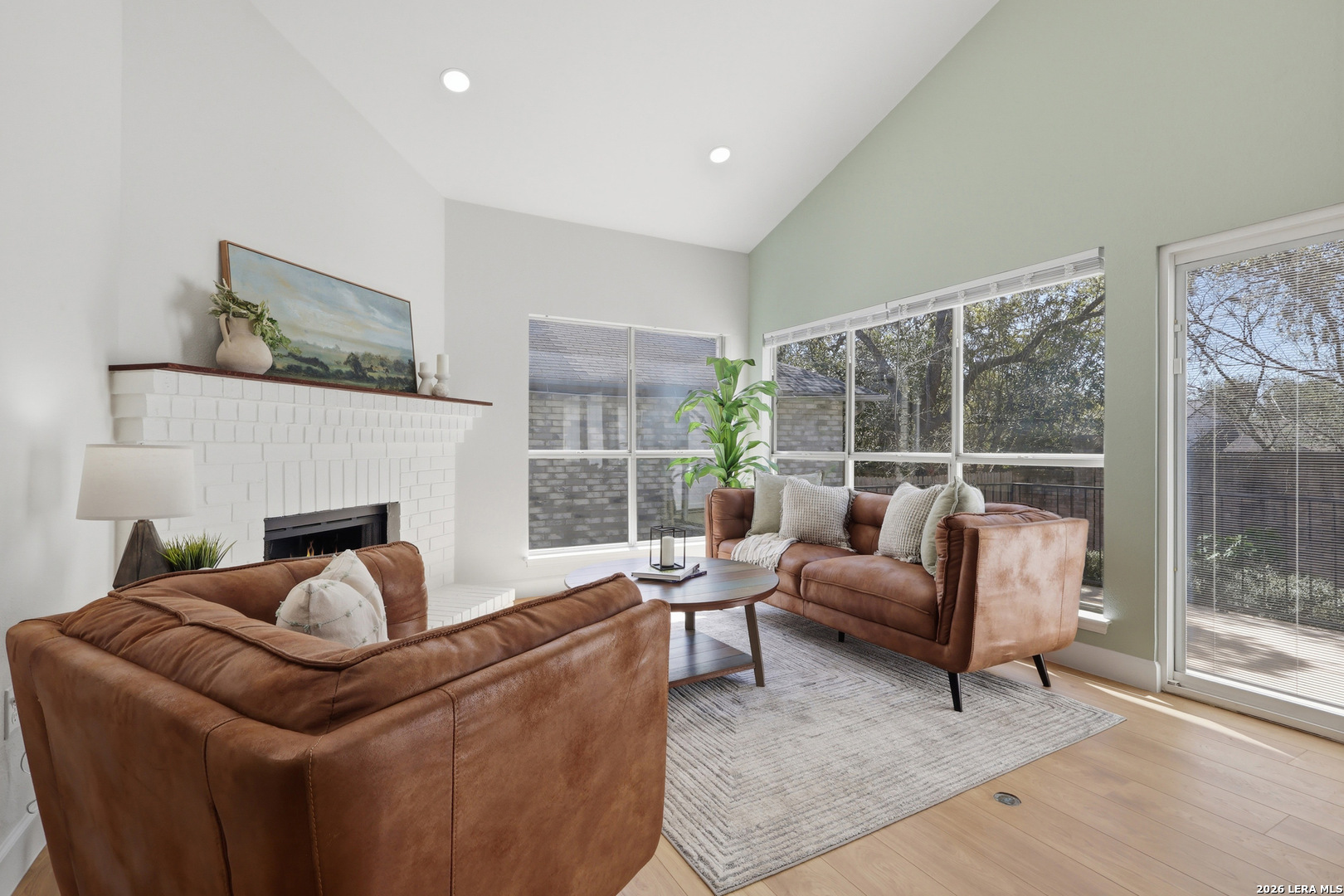 2418 Garden Meadow