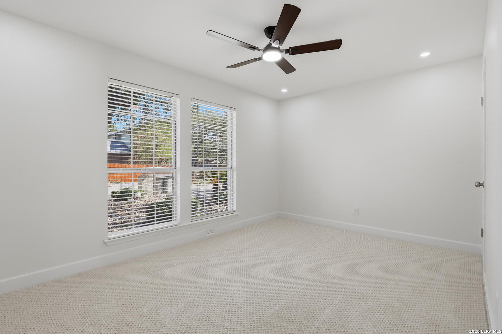 2418 Garden Meadow