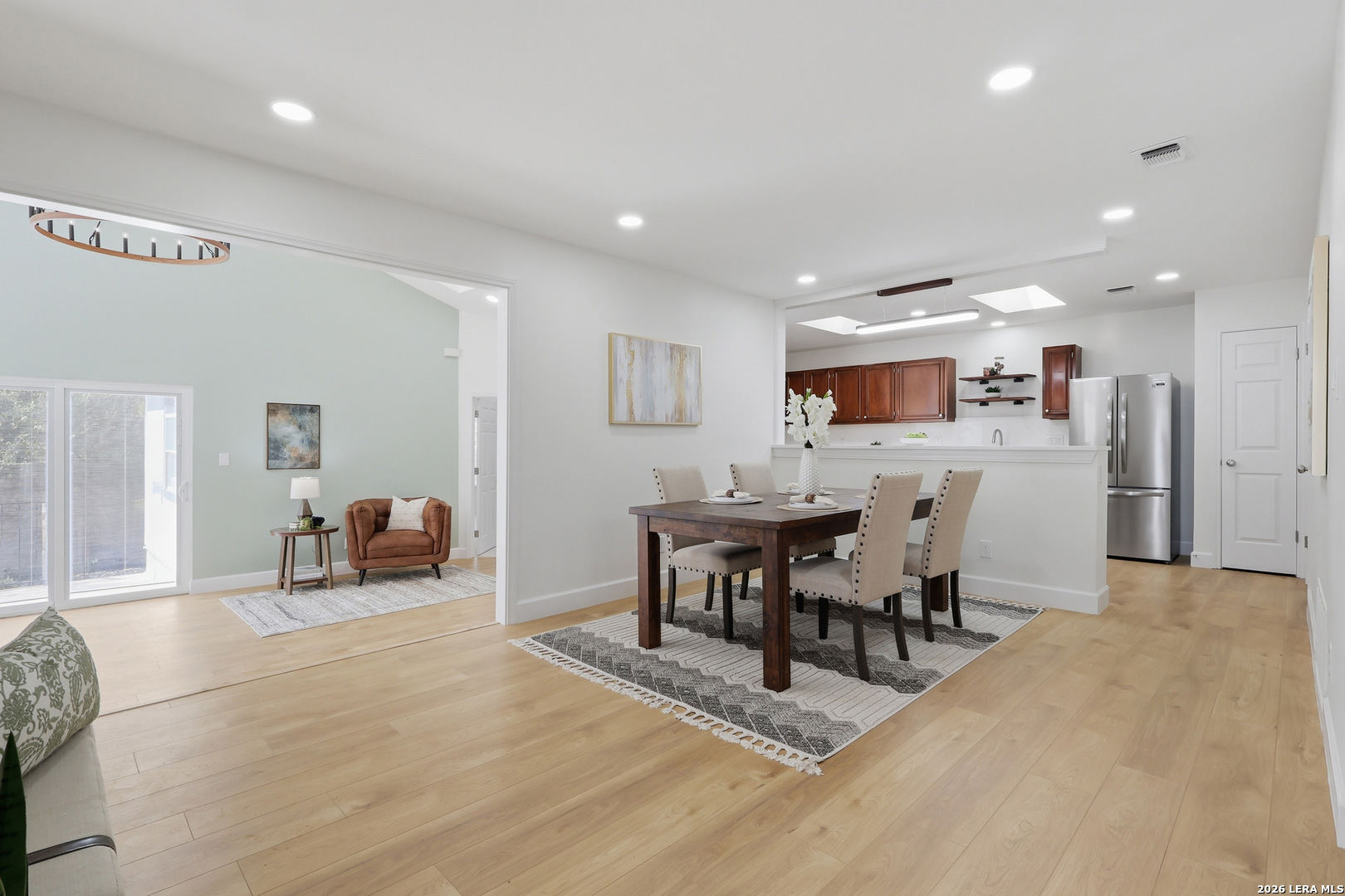 2418 Garden Meadow