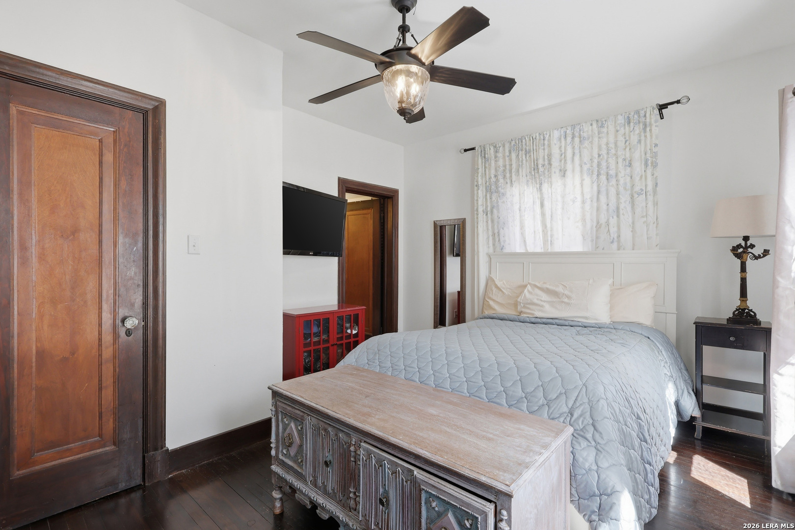 315 CLUB DR
