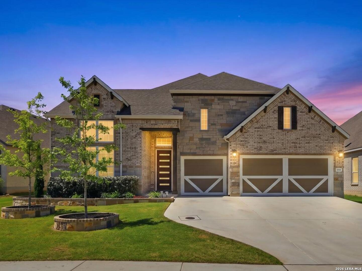 111 HUNTWICK DR