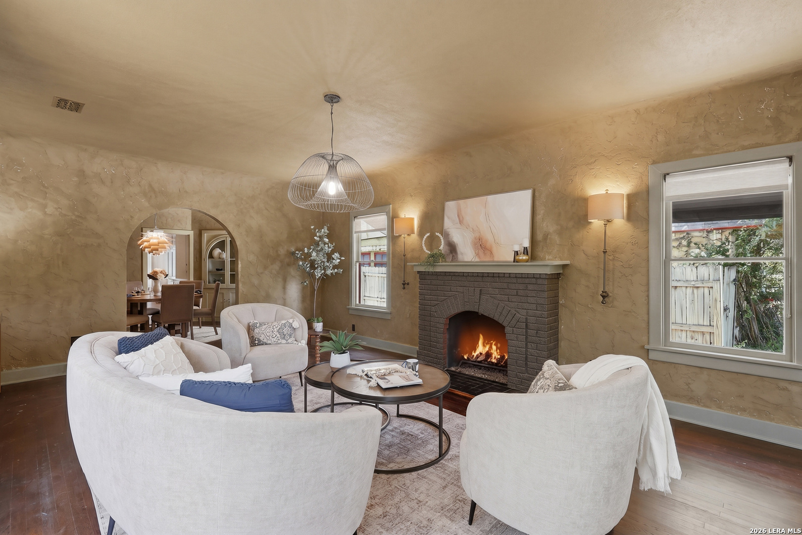 218 NORTH DR