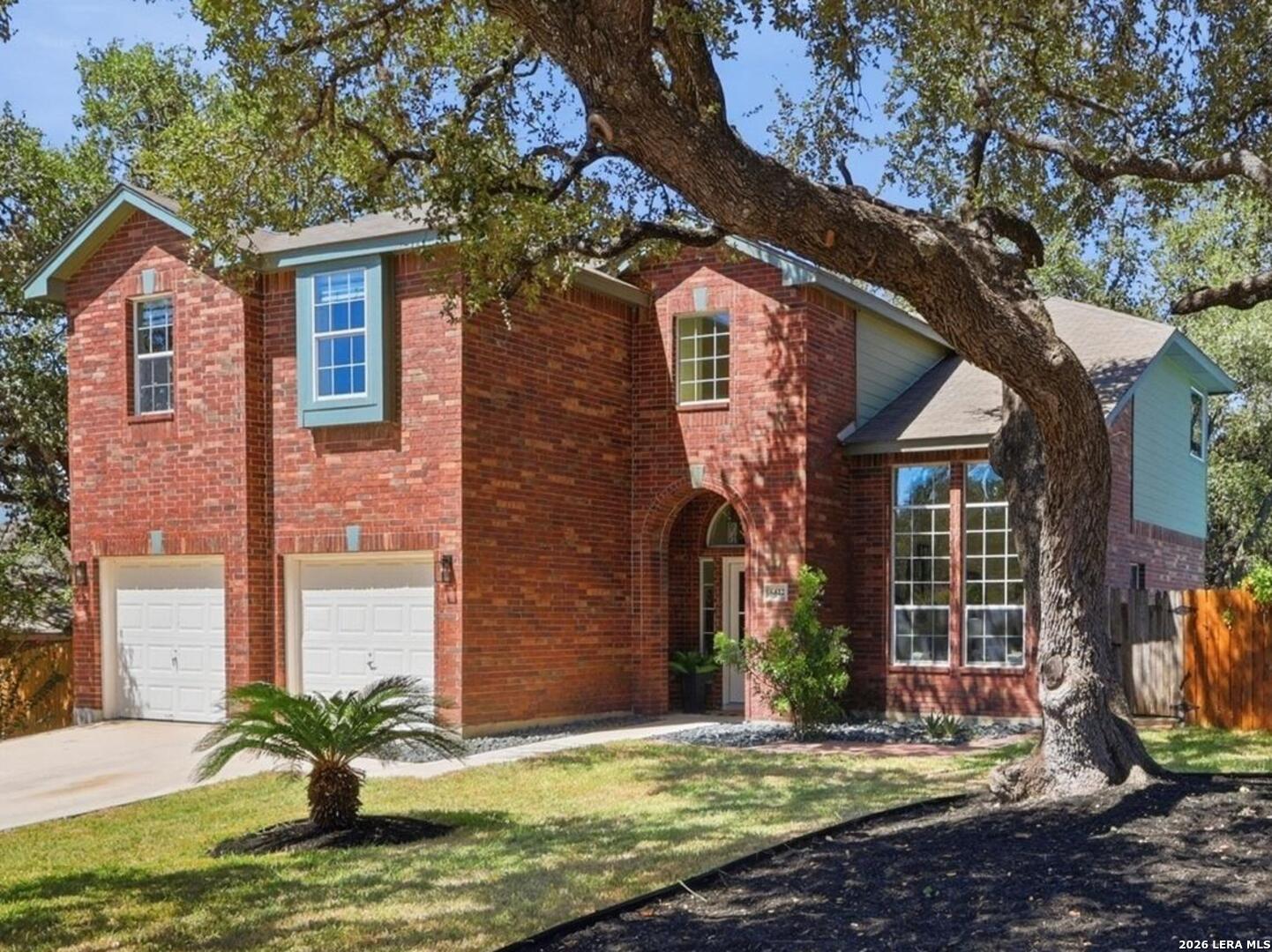 8422 Oak Cross