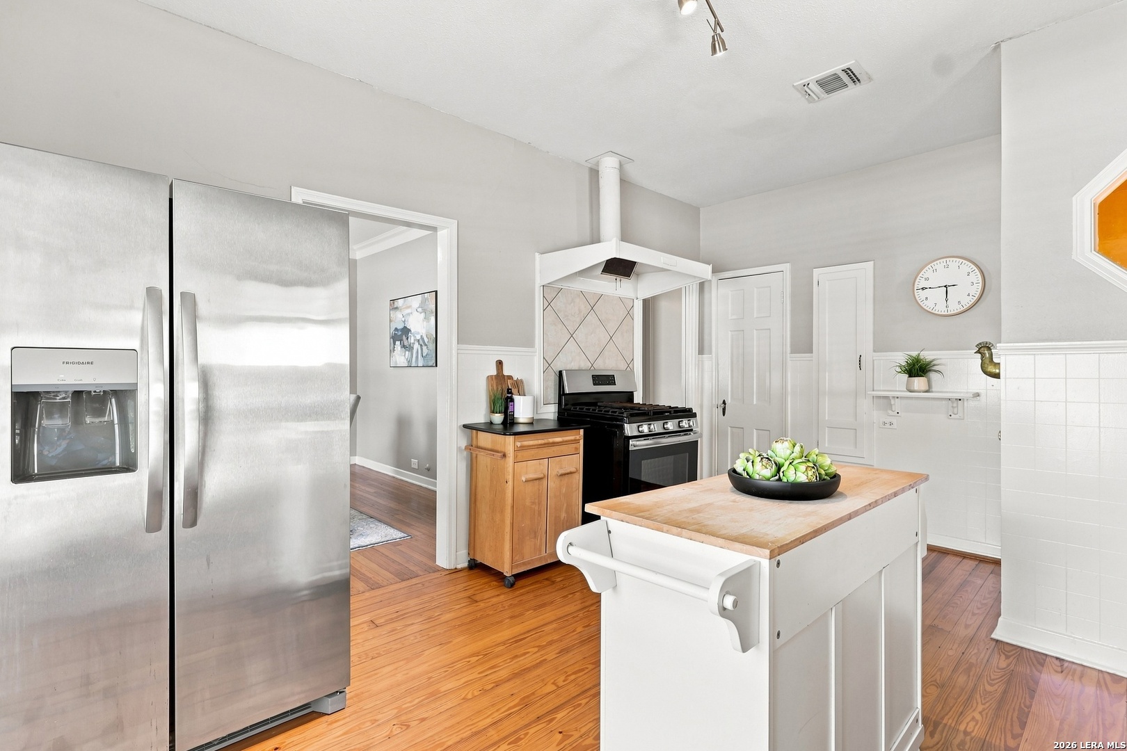 336 NORTH DR