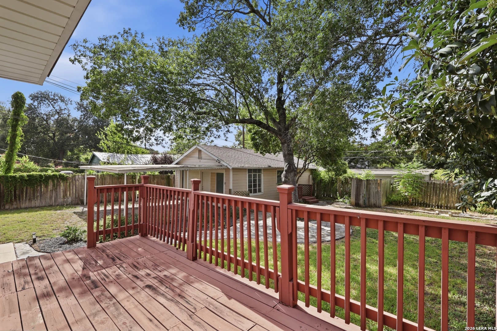 336 NORTH DR