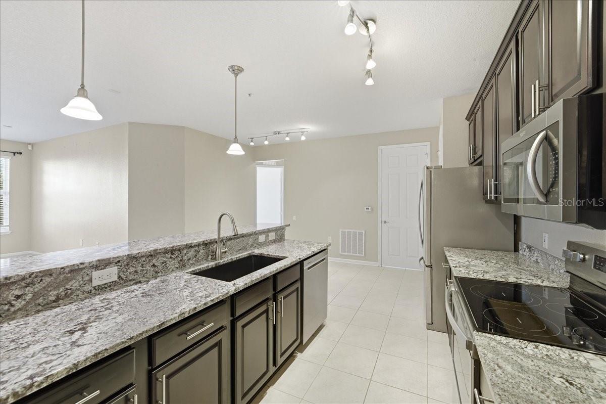 7903 SEMINOLE BLVD #2305