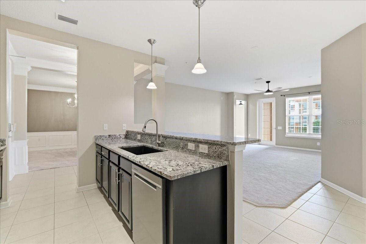 7903 SEMINOLE BLVD #2305