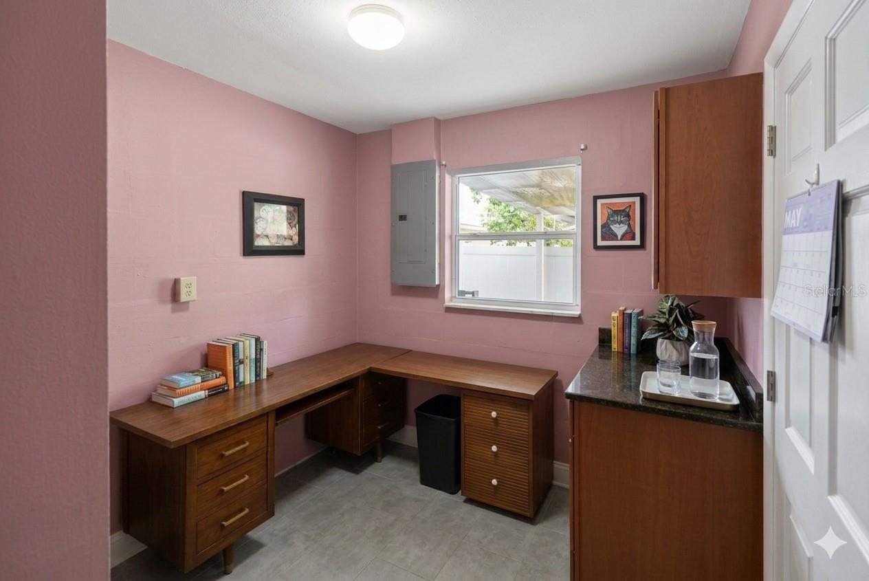 3232 59TH WAY N