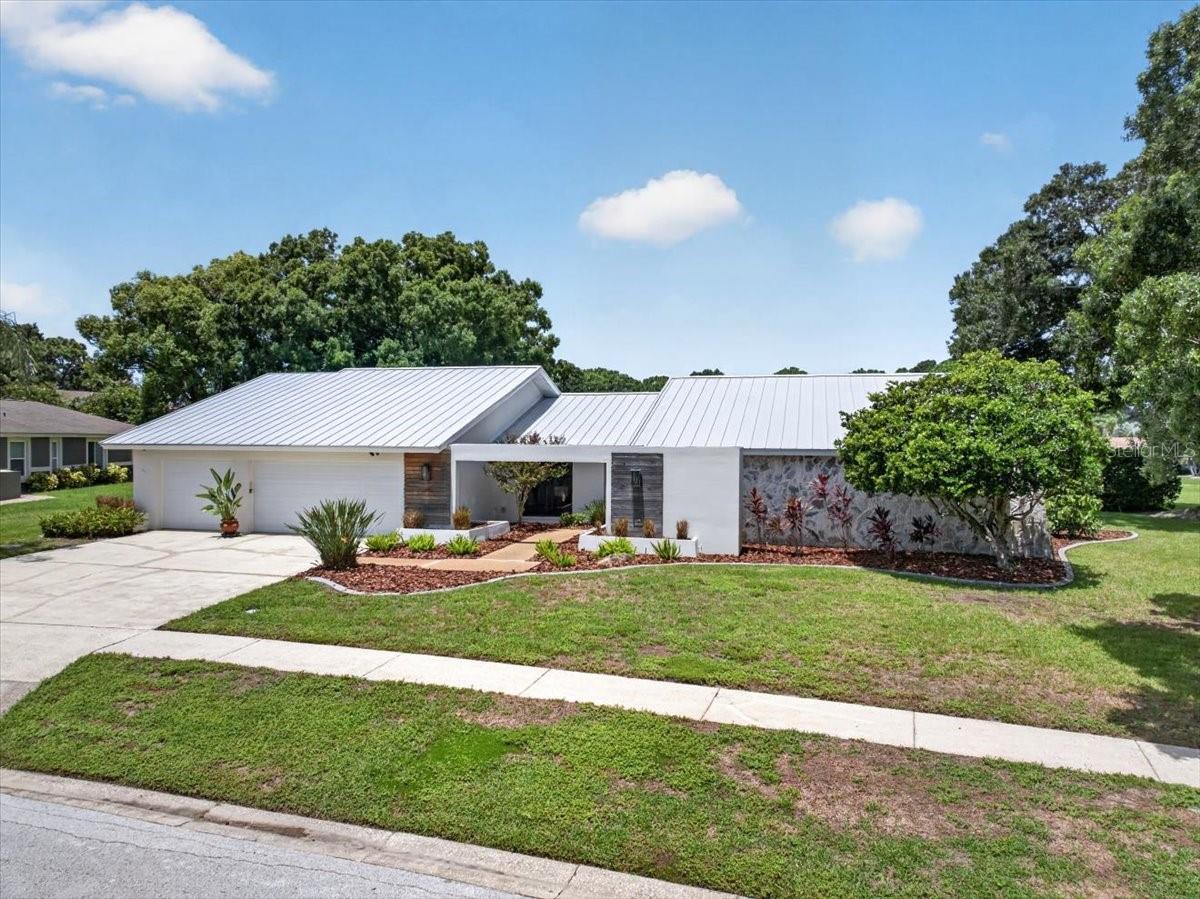 2862 SHADY OAK CT