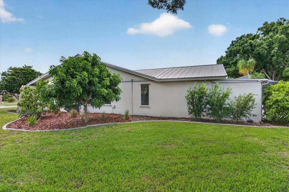 2862 SHADY OAK CT