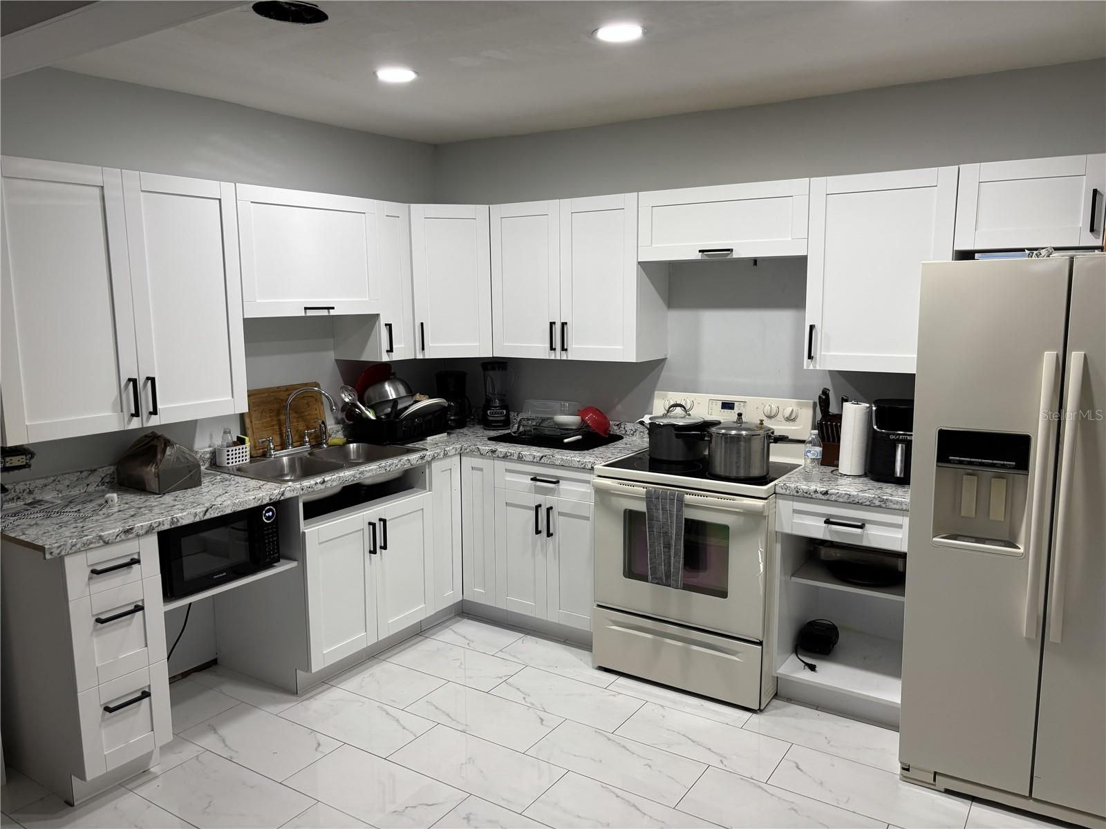 1347 BUCKINGHAM DR