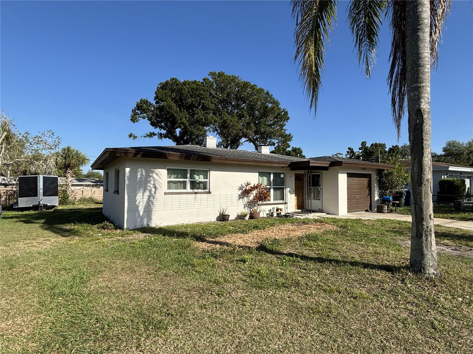 1347 BUCKINGHAM DR