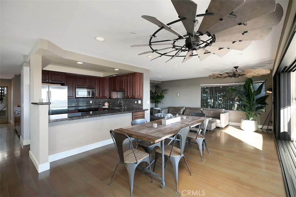 24242 Santa Clara Avenue 19