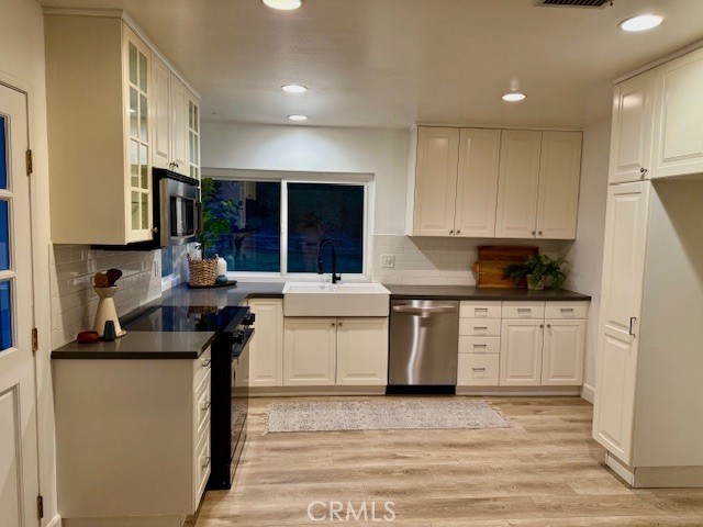 24192 24192 Valyermo