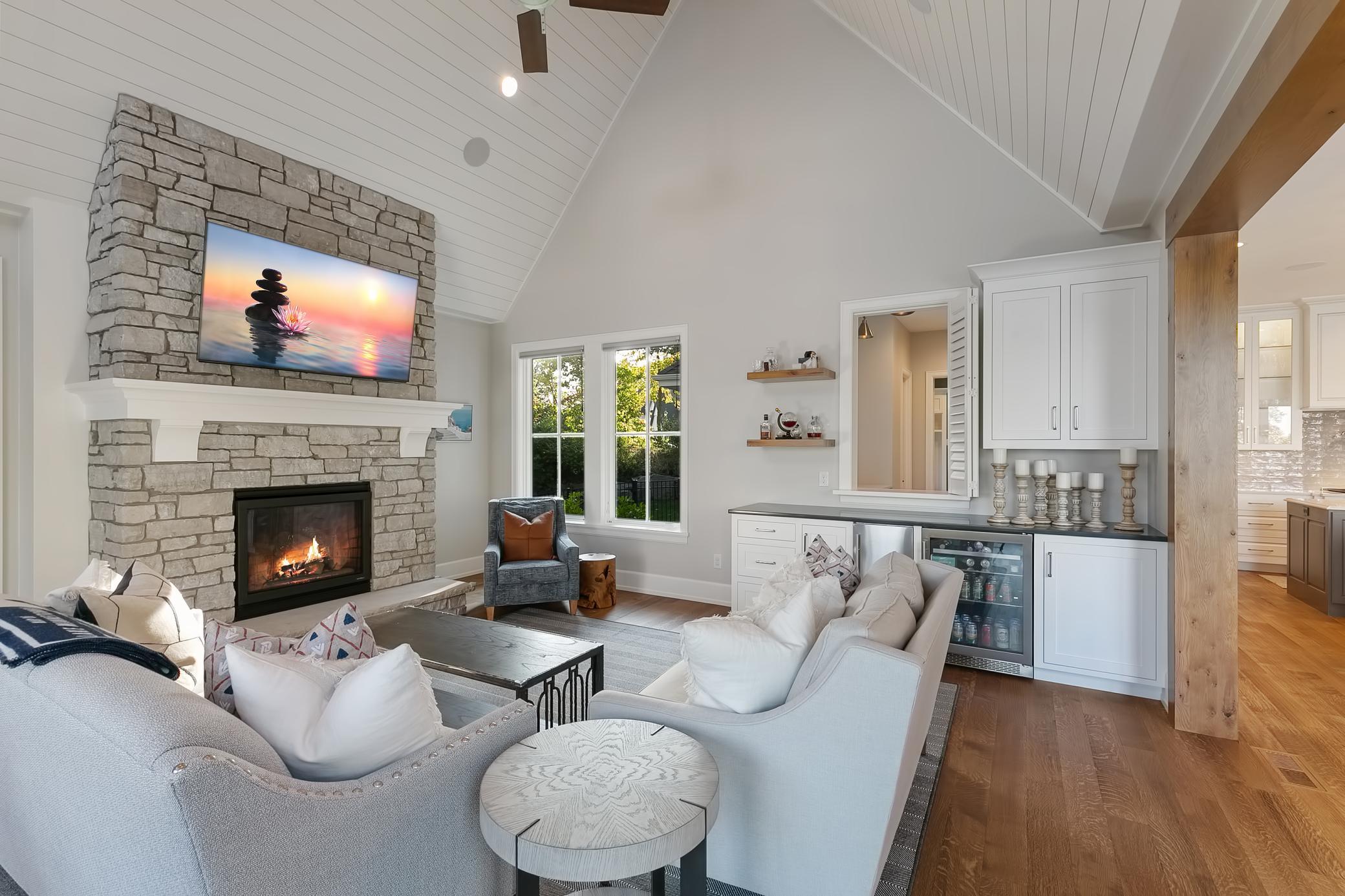 6445 Hawks Pointe Lane