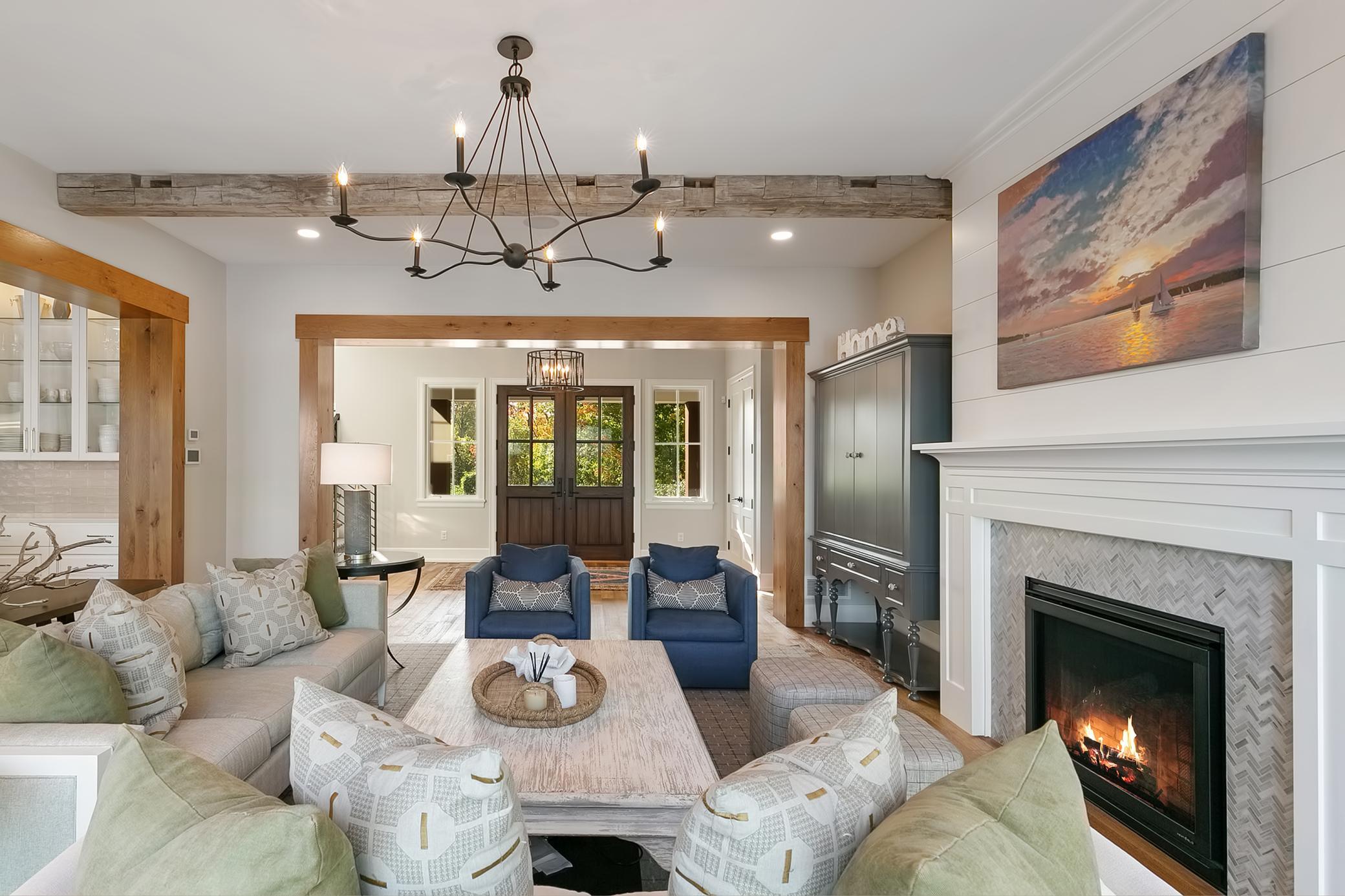 6445 Hawks Pointe Lane