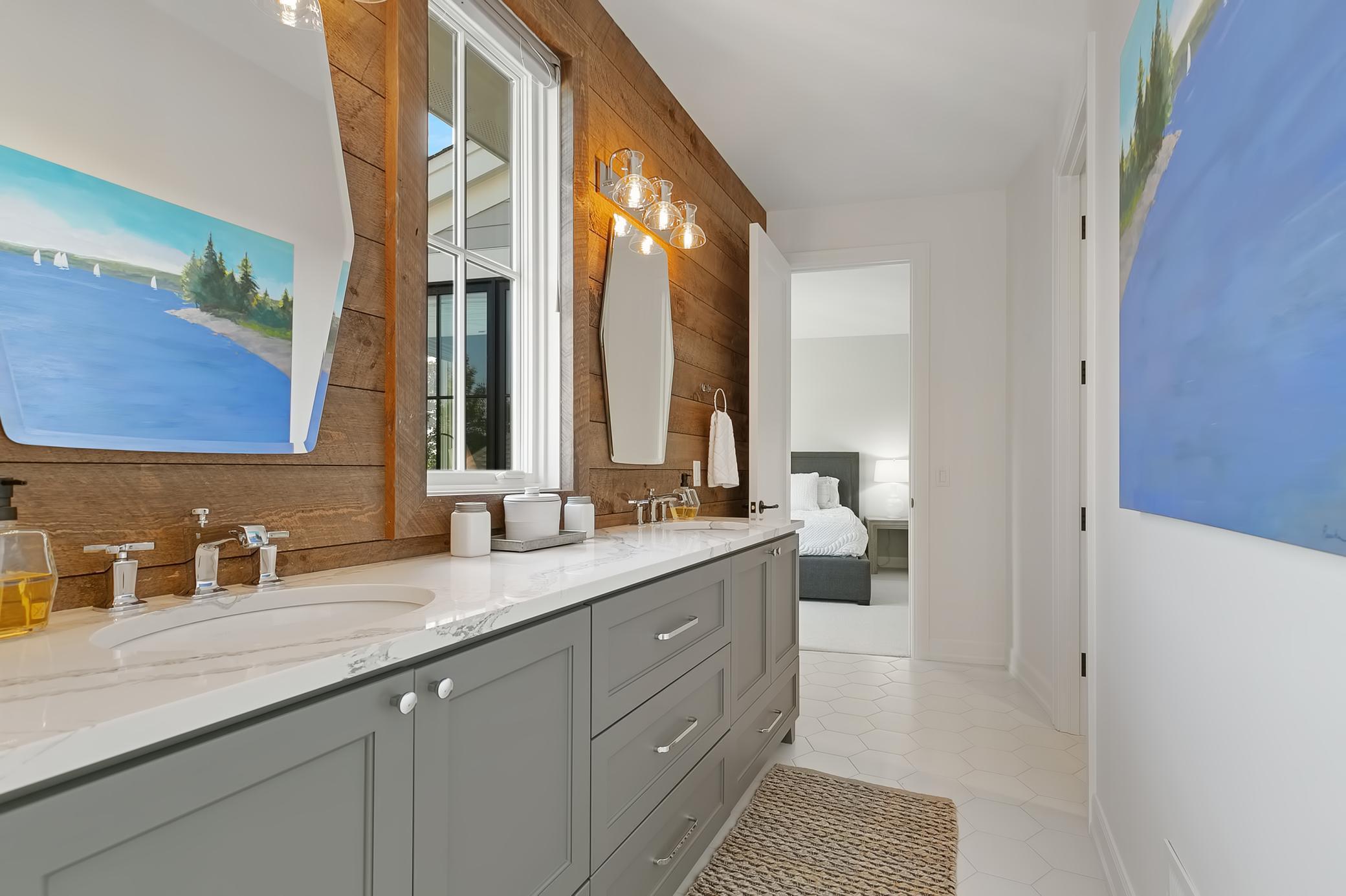 6445 Hawks Pointe Lane