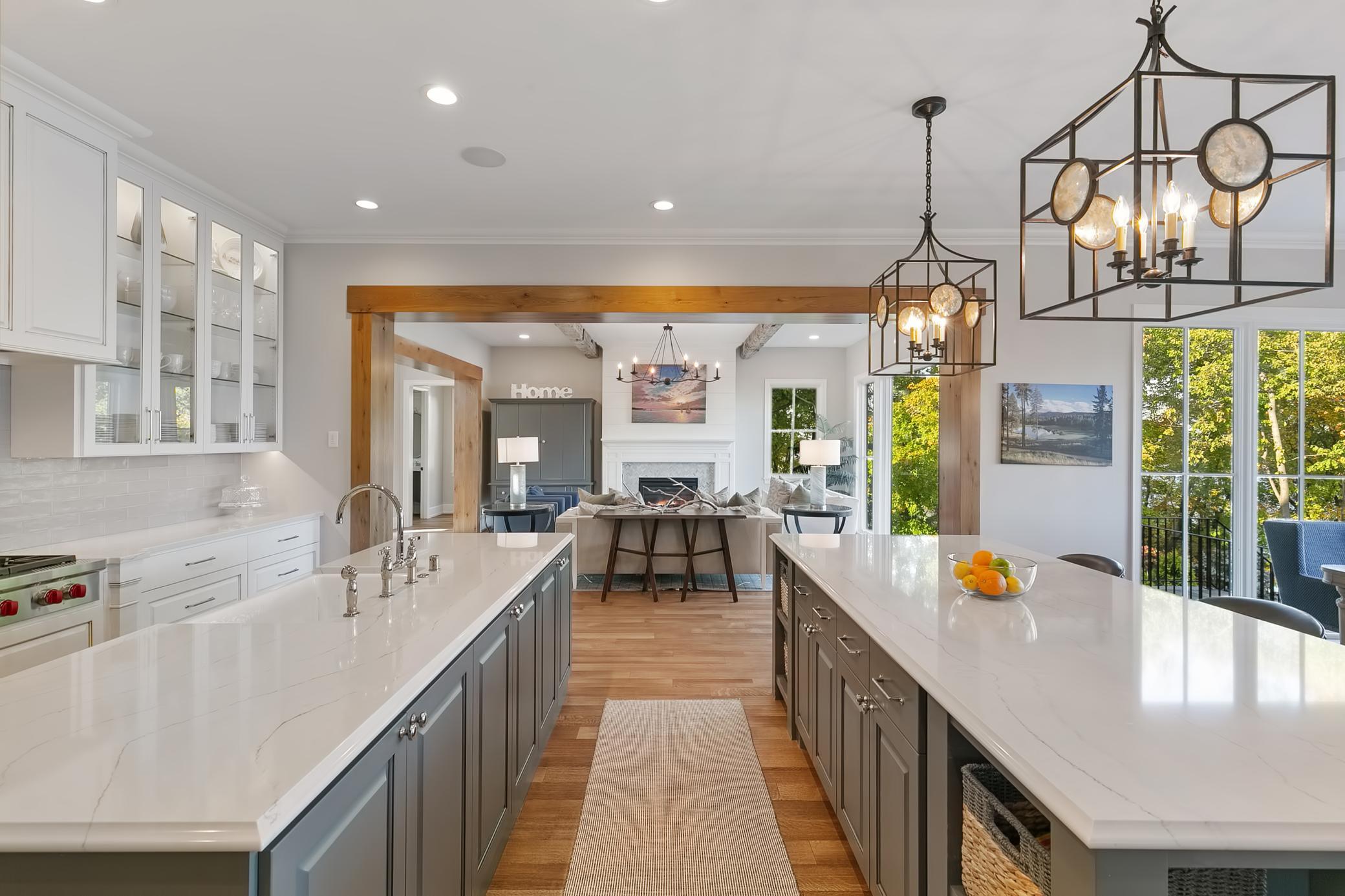 6445 Hawks Pointe Lane